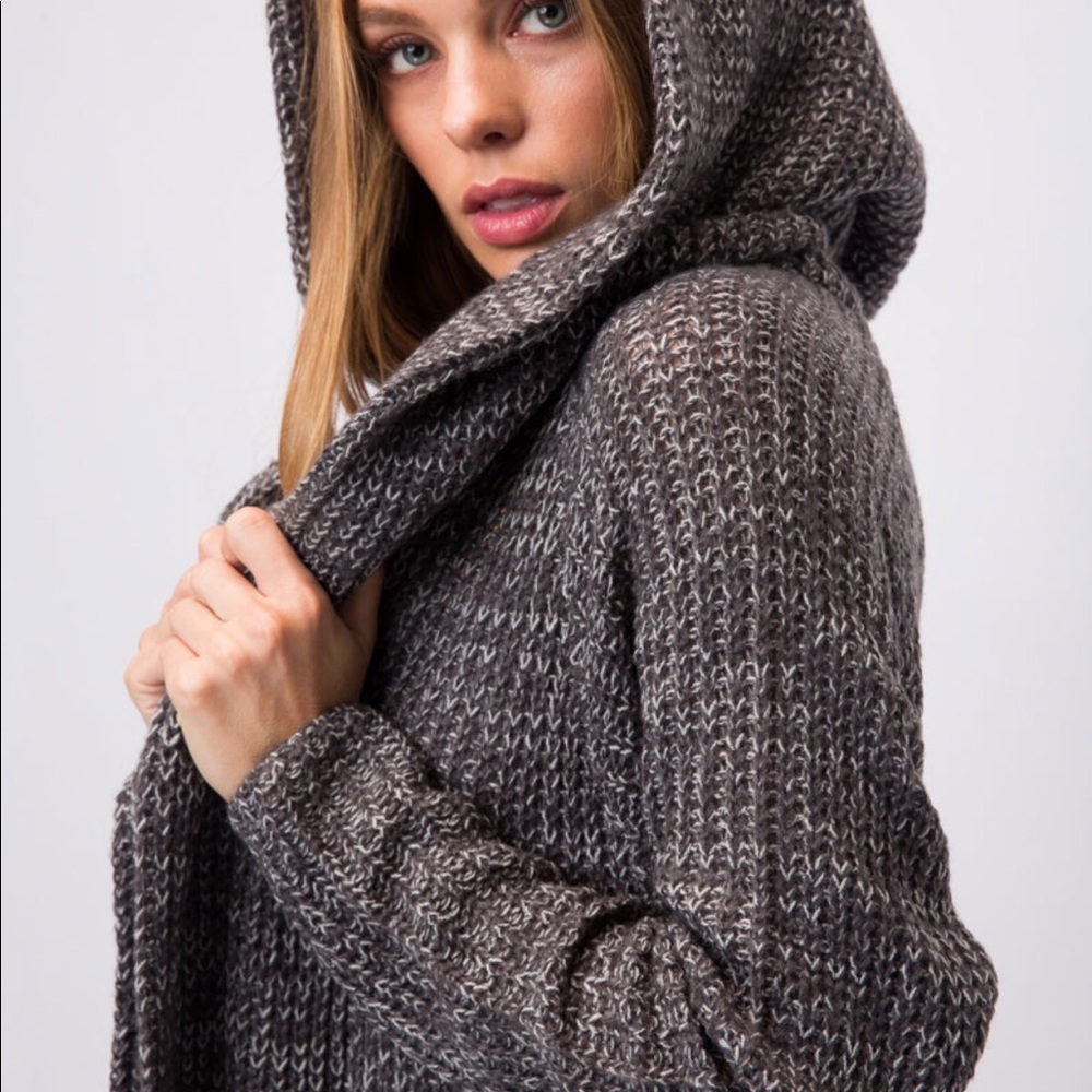 Comfy Chunky Two Toned Knit Hoodie Cardigan - Picture 3 of 8